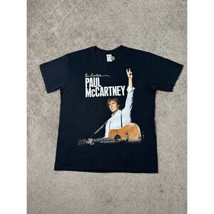 Vintage Mens Tshirt Paul McCartney On the Run 2011 Tour Chicago 2011,‎ Size L